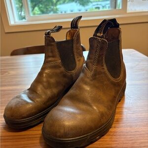 Blundstone Women’s Classic Brown Chelsea Boots